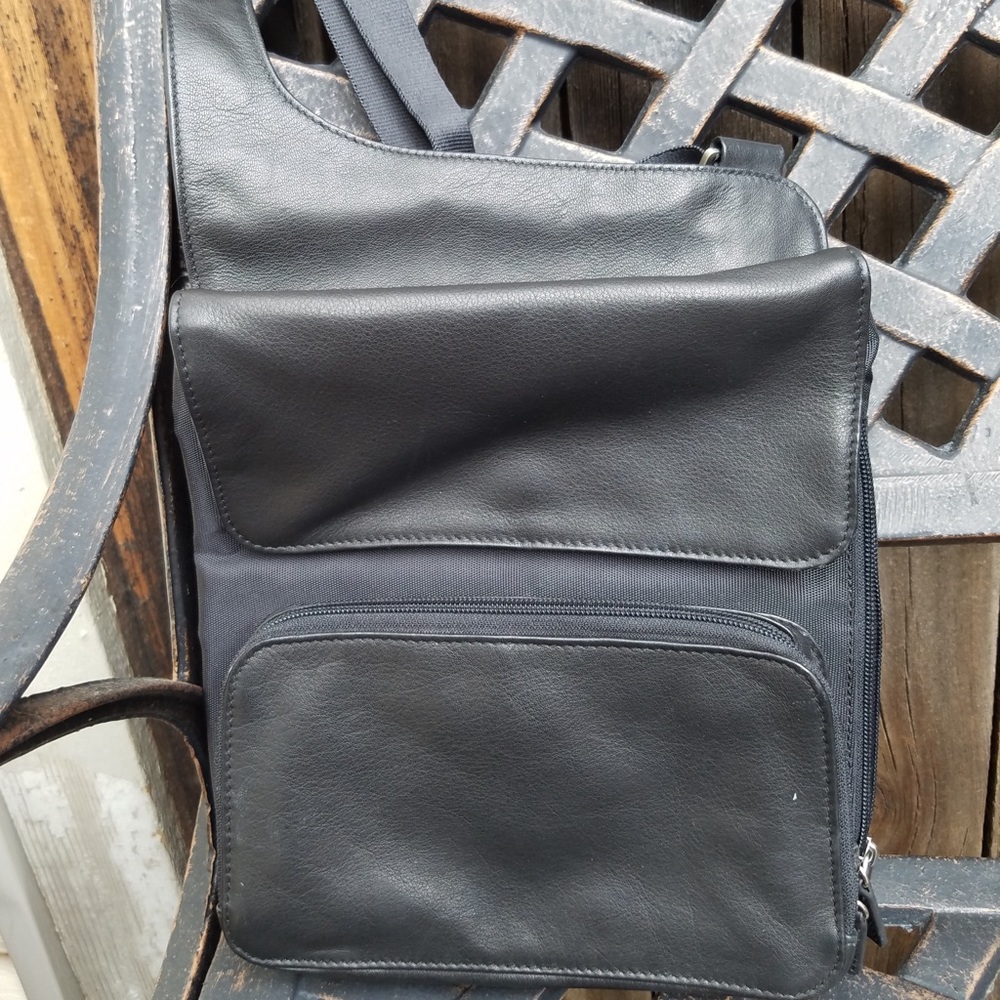 Black Leather & Nylon Travel Bag